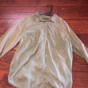 Cute army green jacket/cardigan